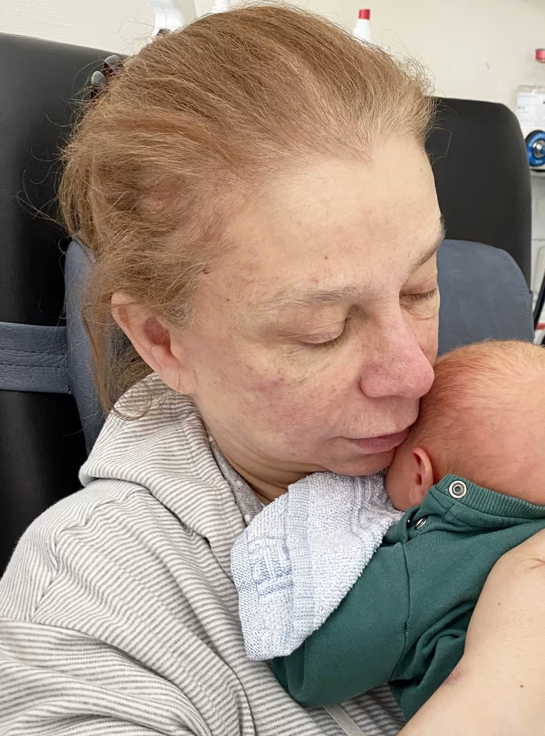 Hold up, Grandma?! A 66-year-old German woman just had her TENTH baby!